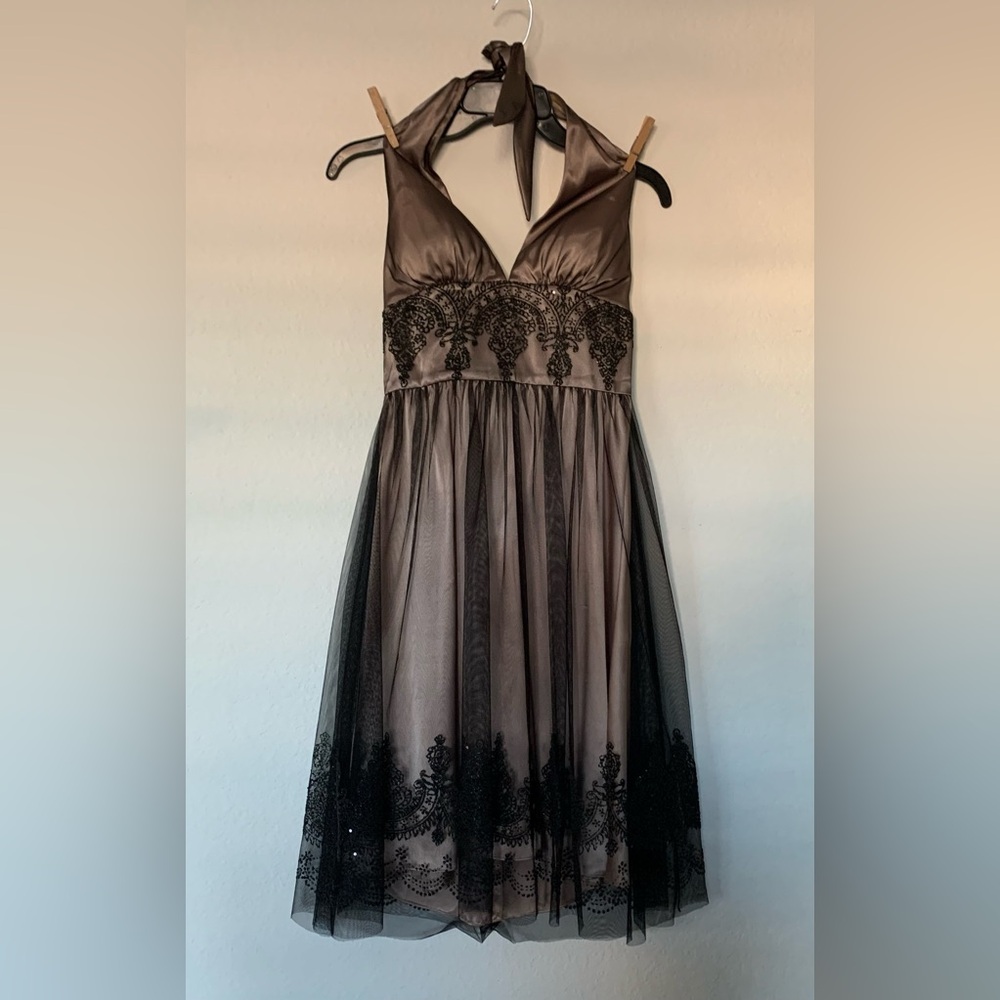 Adrianna Papell Boutique Label
